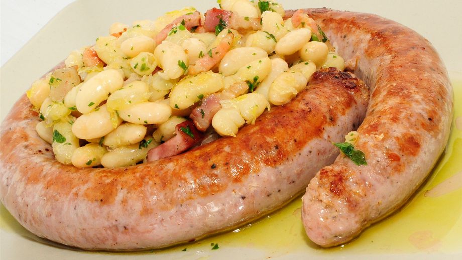 Botifarra a la planxa amb mongetes blanques